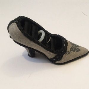 High Heel Pump Ring Holder